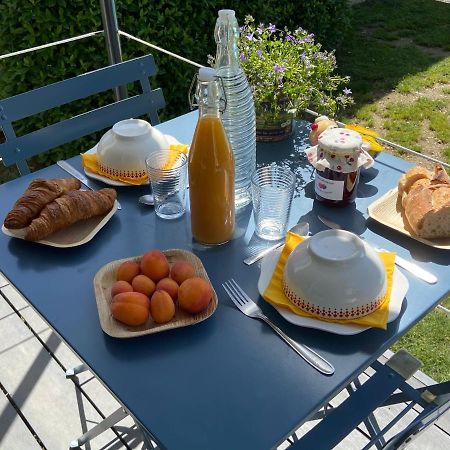 ホテル Chez Frederique Et Jean-Claude Les Taillades エクステリア 写真